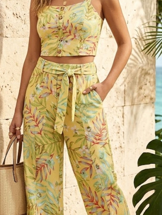 No Boundaries Pants - No Boundaries Yellow Tropical Pants Set Size XXL.
